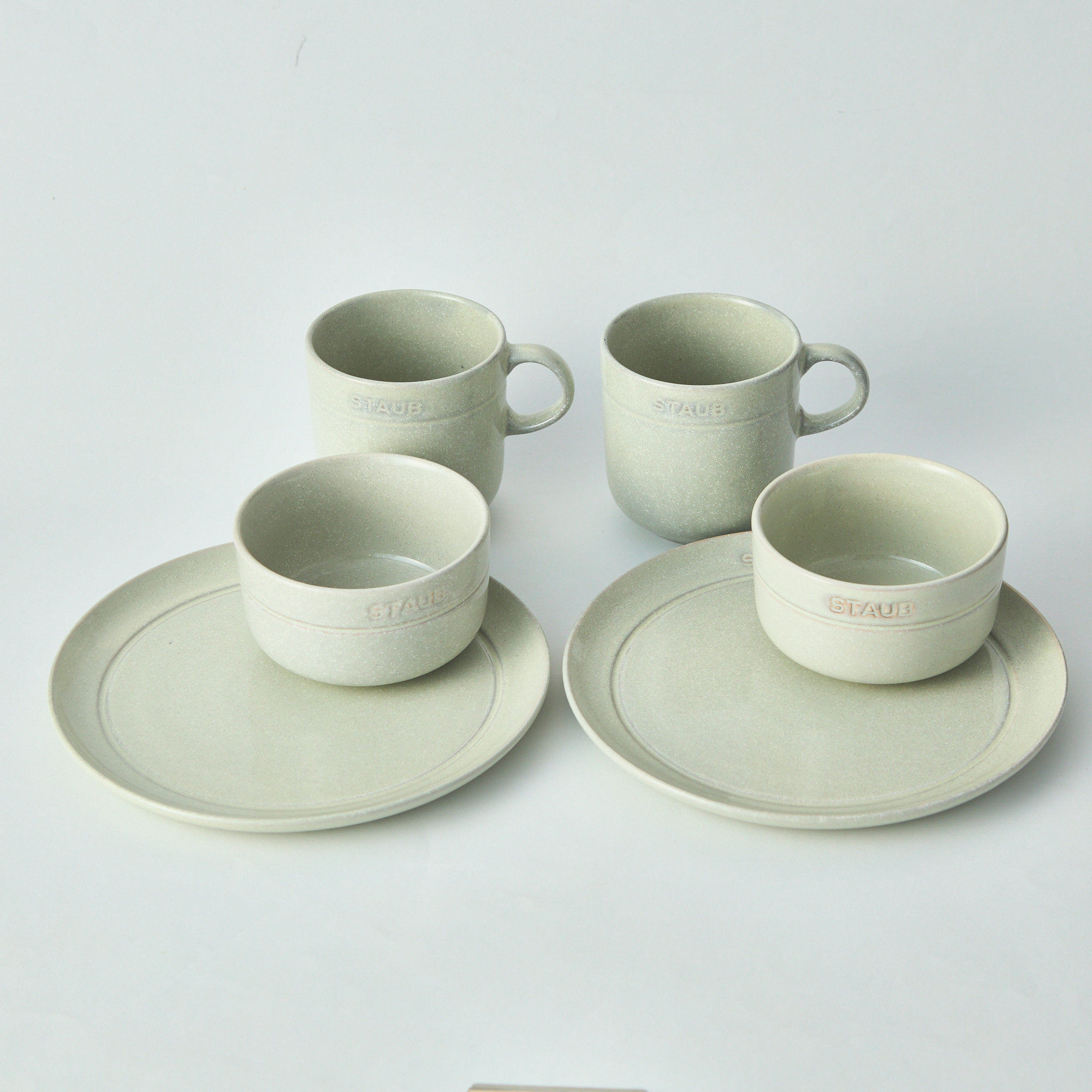 STAUB 食器14点セット カンパーニュ STAUB 食器14点セット カンパーニュ ダイニングライン 食器セット